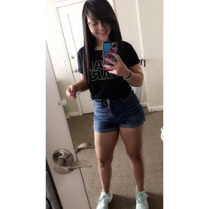 Meet your Posher, Diones